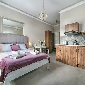 Wrona | Wrona Apartment